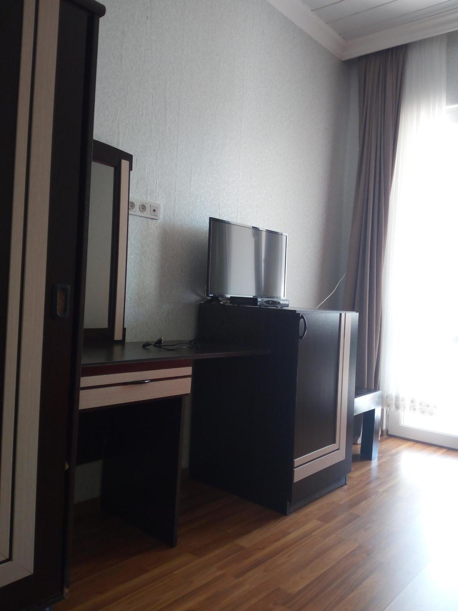 Small Guest House Kvariati Ngoại thất bức ảnh